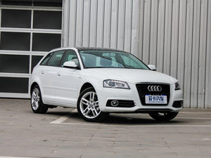2013Sportback 30 TFSI A w^