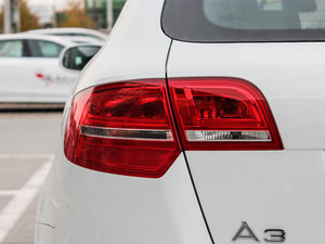 2013Sportback 30 TFSI A ^