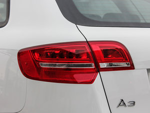 2013Sportback 30 TFSI A ^