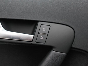 2013Sportback 30 TFSI A g