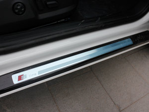 2013Sportback 30 TFSI A g