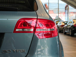 2013Sportback 30 TFSI  β