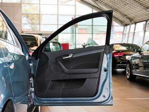 2013Sportback 30 TFSI g g