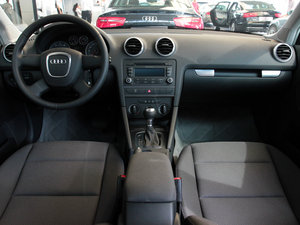 2013Sportback 30 TFSI  п̨