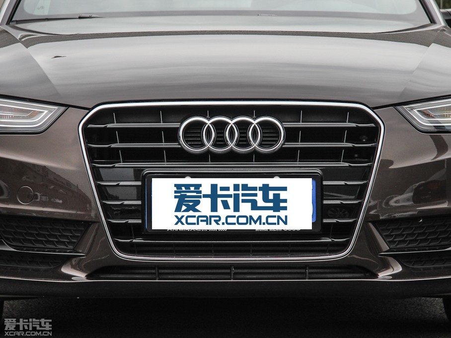 2012��?yu��n)W��A5 Cabriolet 2.0TFSI Cabriolet