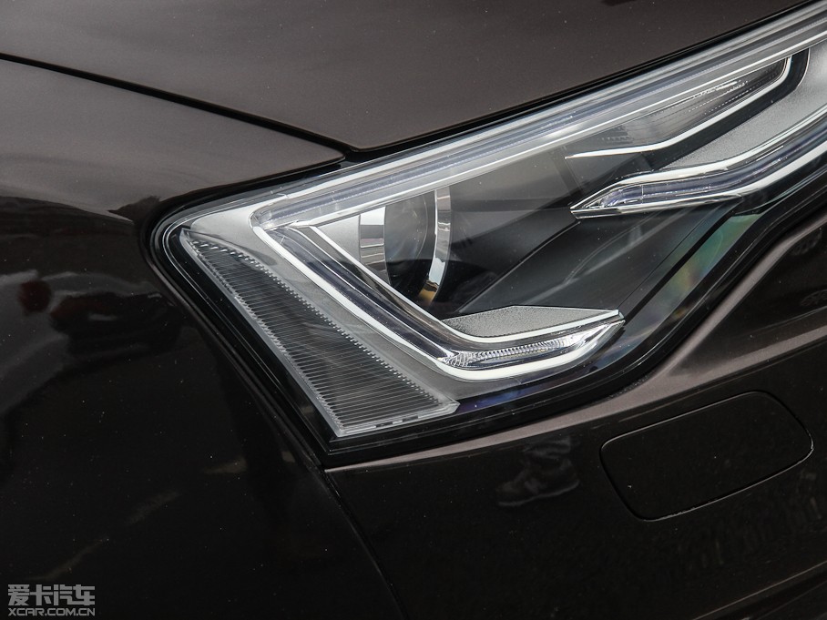 2012��?yu��n)W��A5 Cabriolet 2.0TFSI Cabriolet