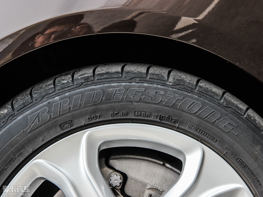 2012��?yu��n)W��A5 Cabriolet 2.0TFSI Cabriolet