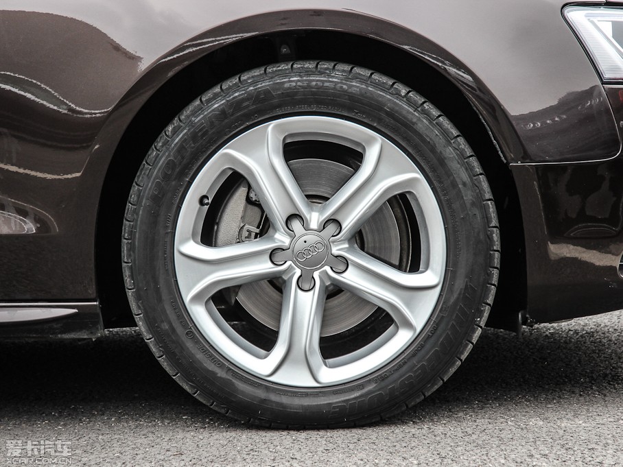 2012��?yu��n)W��A5 Cabriolet 2.0TFSI Cabriolet