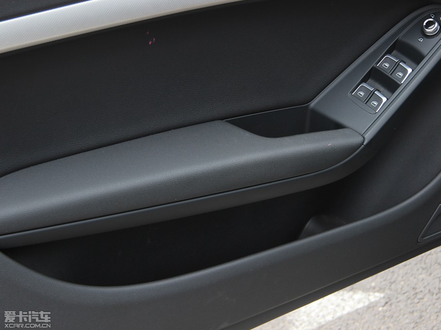 2012��W��A5 Cabriolet 2.0TFSI Cabriolet