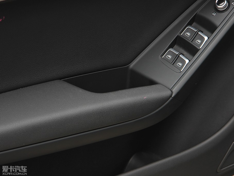 2012��W��A5 Cabriolet 2.0TFSI Cabriolet