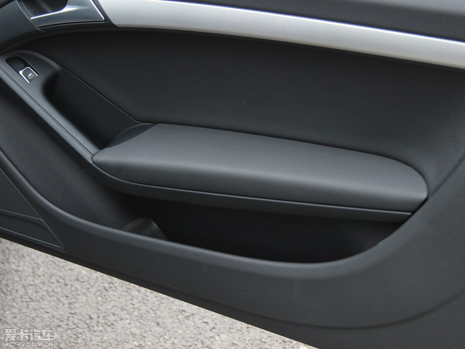 2012��W��A5 Cabriolet 2.0TFSI Cabriolet