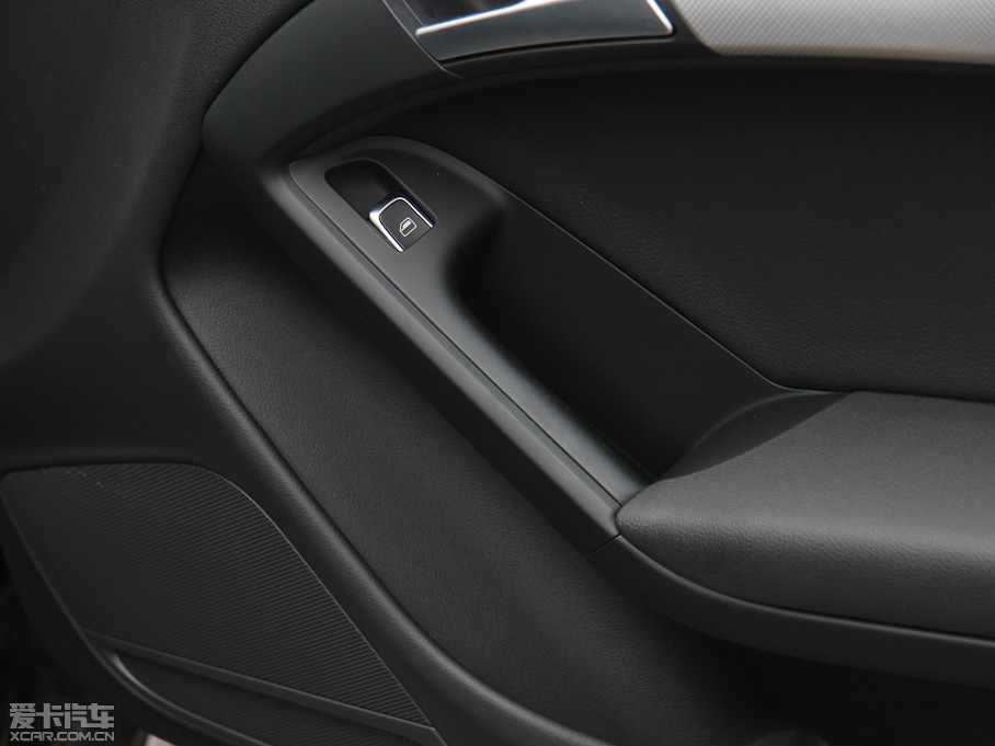 2012��W��A5 Cabriolet 2.0TFSI Cabriolet