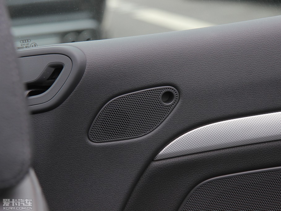 2012��?yu��n)W��A5 Cabriolet 2.0TFSI Cabriolet