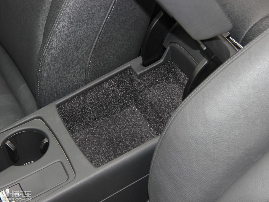 2012��W��A5 Cabriolet 2.0TFSI Cabriolet