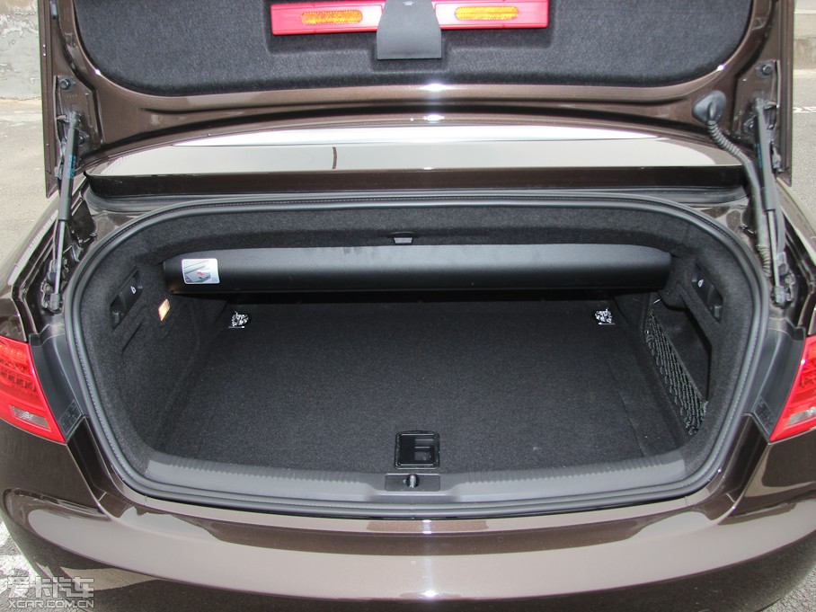 2012��W��A5 Cabriolet 2.0TFSI Cabriolet