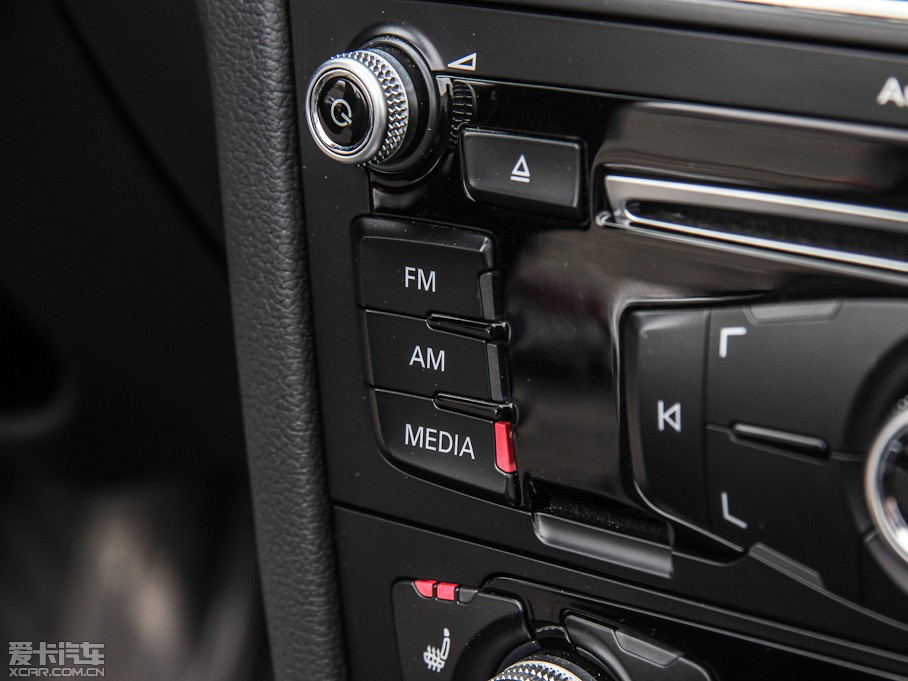 2012��?yu��n)W��A5 Cabriolet 2.0TFSI Cabriolet