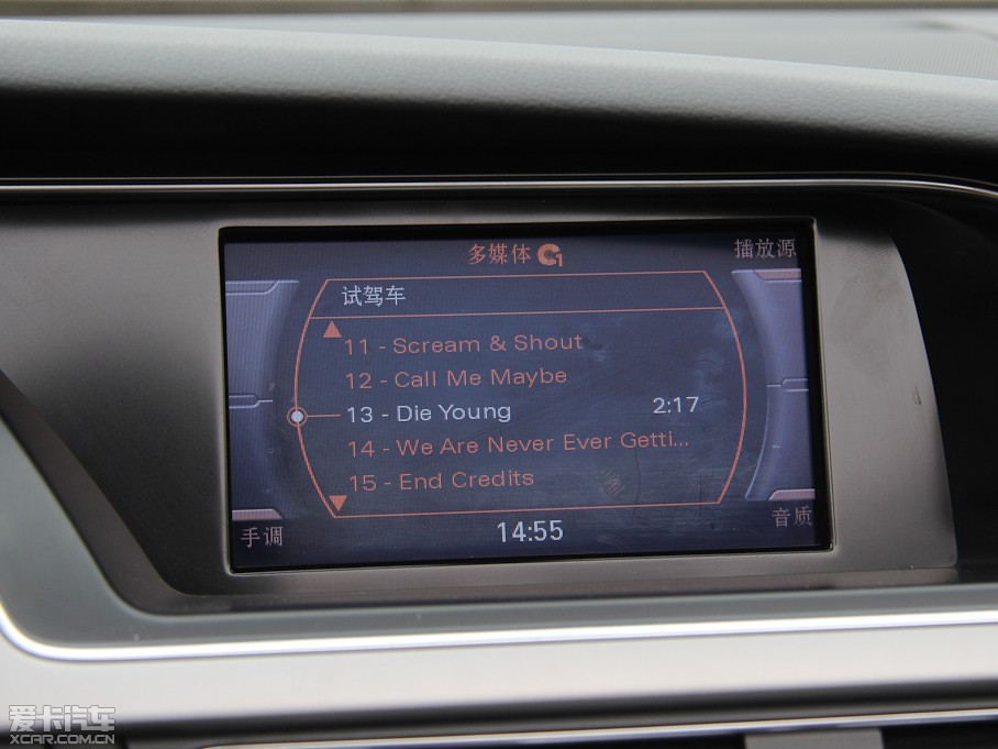 2012��?yu��n)W��A5 Cabriolet 2.0TFSI Cabriolet