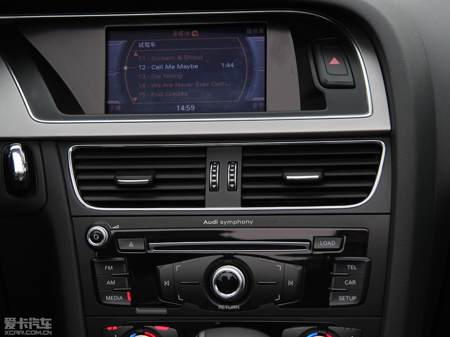 2012��?yu��n)W��A5 Cabriolet 2.0TFSI Cabriolet