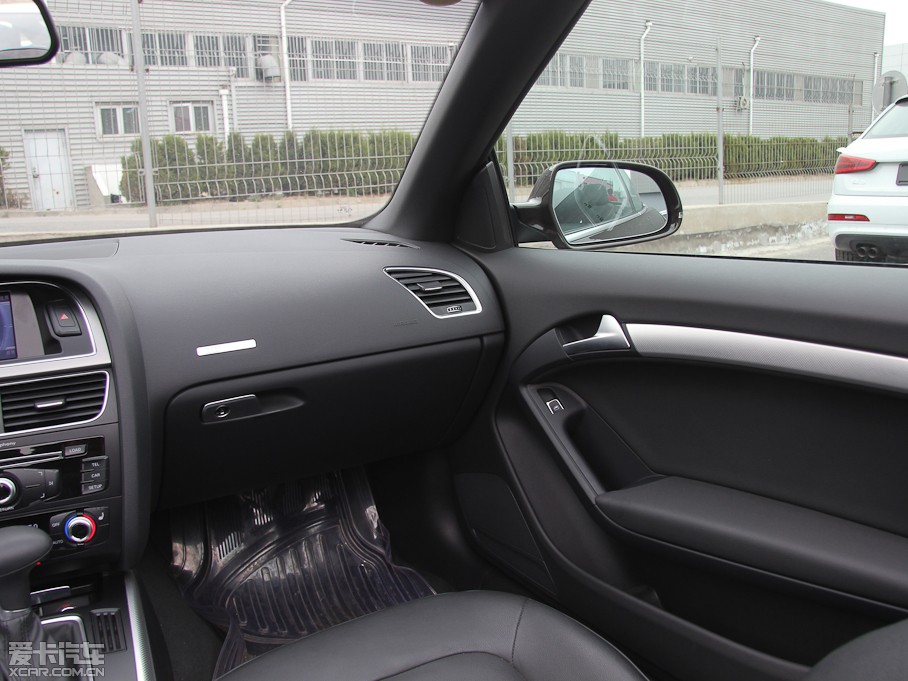 2012��W��A5 Cabriolet 2.0TFSI Cabriolet