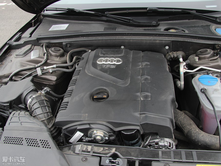 2012��?yu��n)W��A5 Cabriolet 2.0TFSI Cabriolet