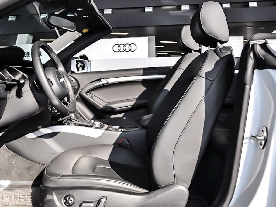 2012��W��A5 Cabriolet 2.0TFSI Cabriolet