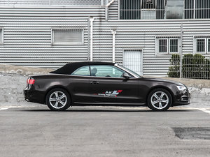 2012��2.0TFSI Cabriolet ���w���^