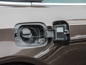 2012��2.0TFSI Cabriolet �����w