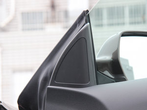 2012��2.0TFSI Cabriolet �п؅^