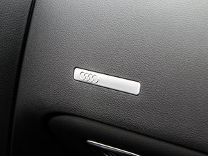 2012��2.0TFSI Cabriolet �п؅^