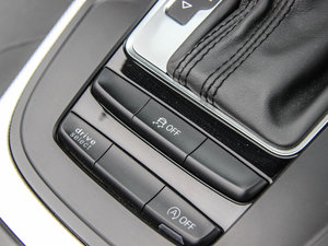 2012��2.0TFSI Cabriolet �п؅^(q��)