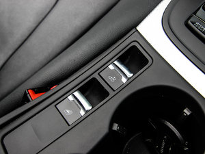 2012��2.0TFSI Cabriolet �п؅^(q��)