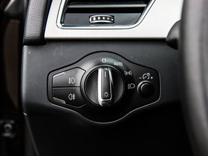 2012��2.0TFSI Cabriolet �п؅^(q��)