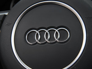 2012��2.0TFSI Cabriolet �п؅^