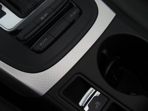 2012��2.0TFSI Cabriolet �п؅^