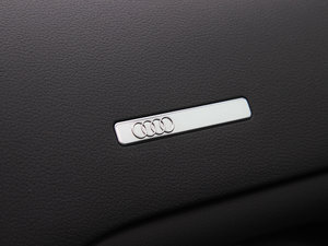 2012��2.0TFSI Cabriolet �п؅^