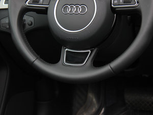 2012��2.0TFSI Cabriolet �п؅^