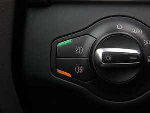 2012��2.0TFSI Cabriolet �п؅^