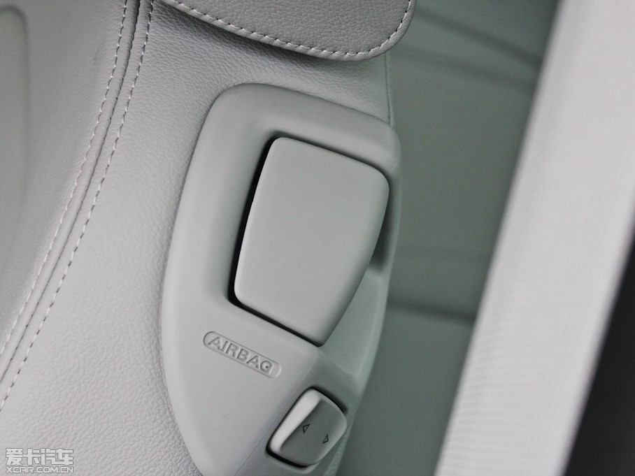 2012WA5 Coupe 2.0TFSI Coupe