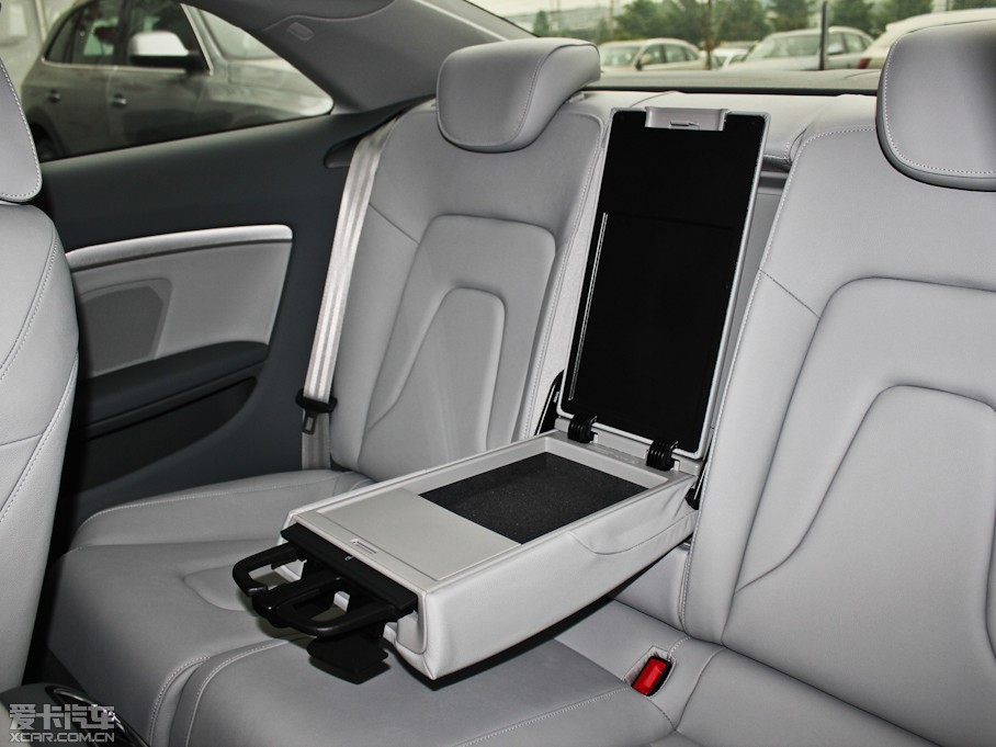 2012WA5 Coupe 2.0TFSI Coupe