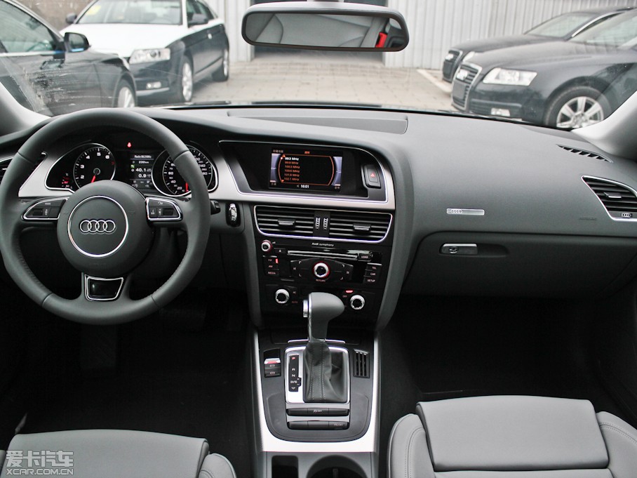 2012��W��A5 Coupe 2.0TFSI Coupe