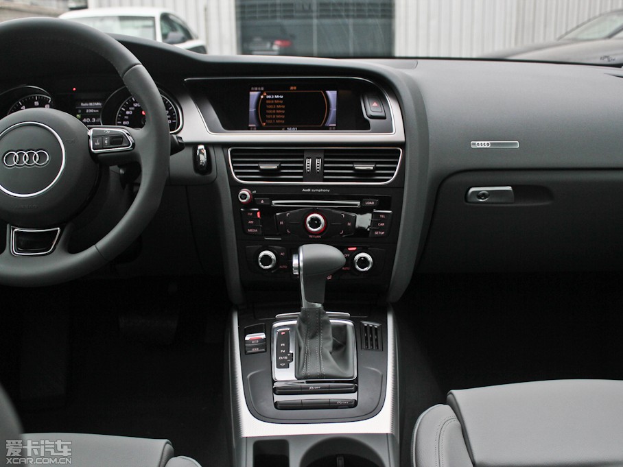 2012WA5 Coupe 2.0TFSI Coupe