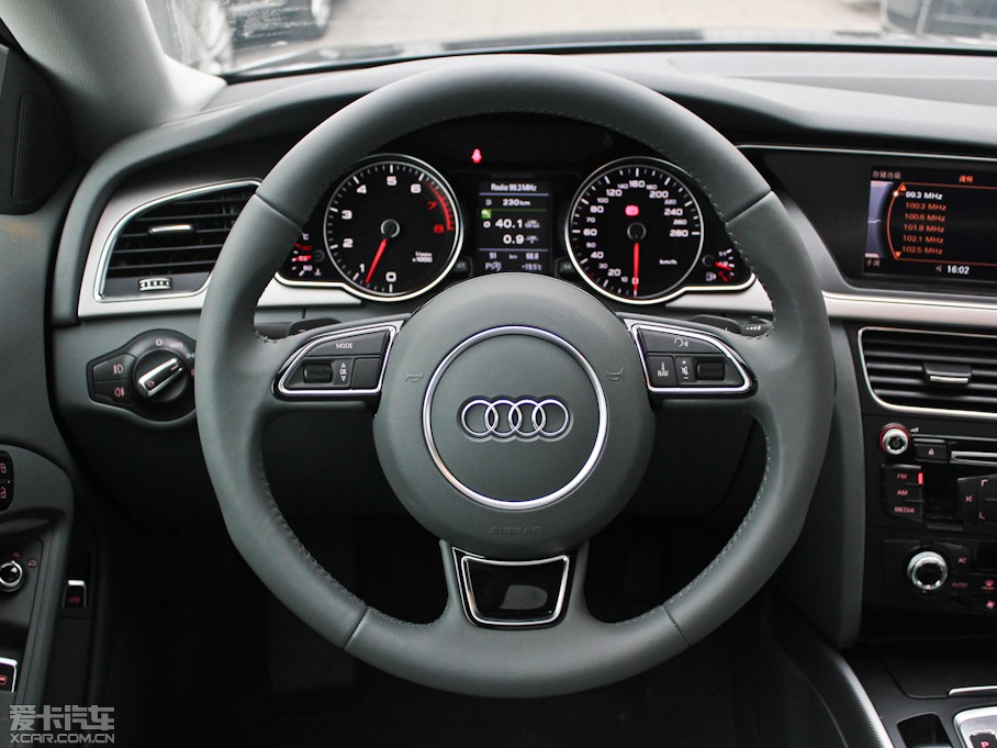 2012WA5 Coupe 2.0TFSI Coupe