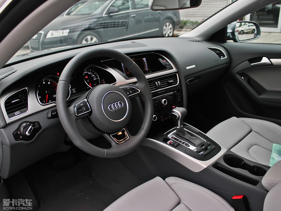 2012WA5 Coupe 2.0TFSI Coupe