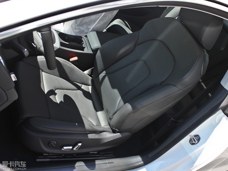 2012WA5 Coupe 2.0TFSI Coupe