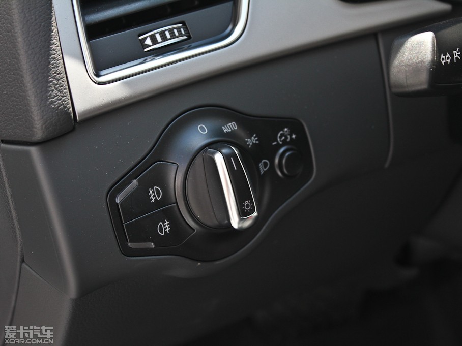 2012?yun)WA5 Coupe 2.0TFSI Coupe