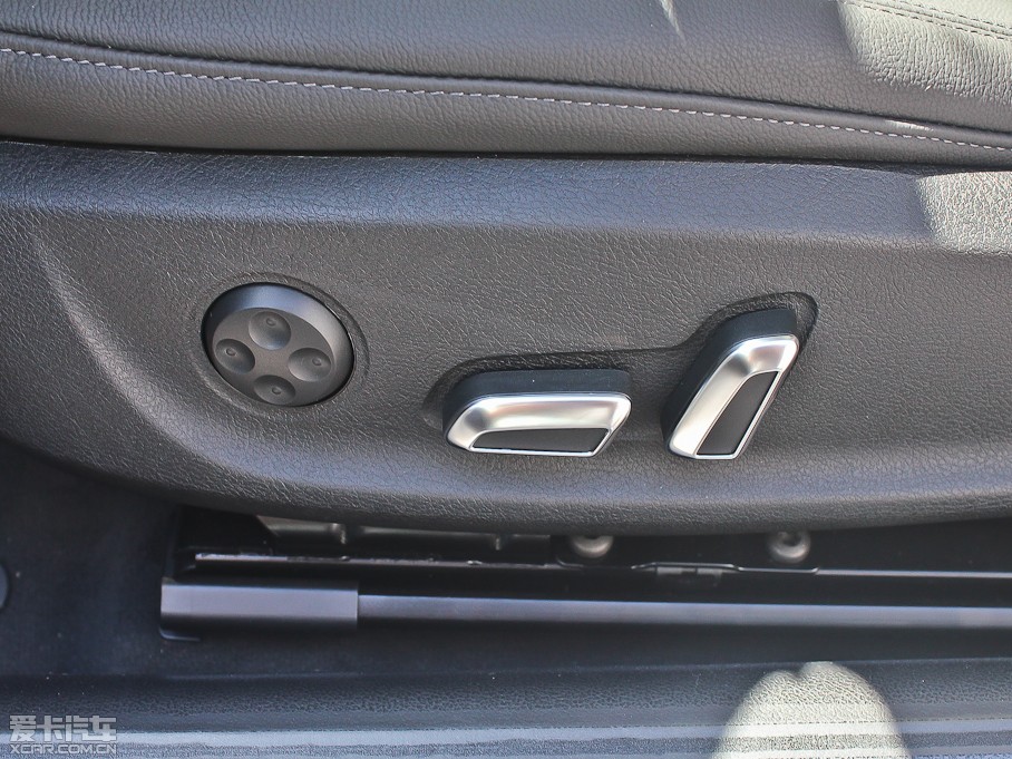 2012WA5 Coupe 2.0TFSI Coupe