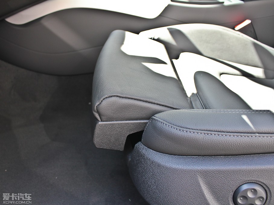 2012WA5 Coupe 2.0TFSI Coupe