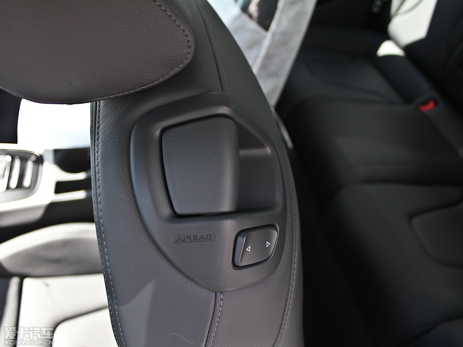 2012WA5 Coupe 2.0TFSI Coupe