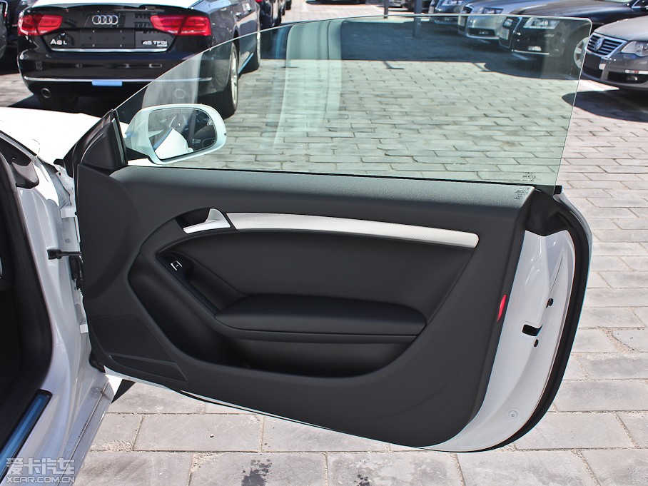 2012WA5 Coupe 2.0TFSI Coupe