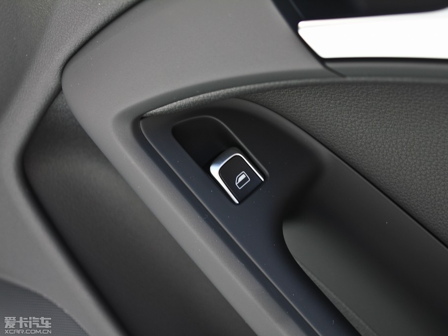 2012WA5 Coupe 2.0TFSI Coupe